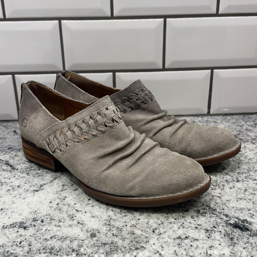 Born Women 7M Kerri Ankle Booties Grey Good Suede Ruched Woven Back Zip F36222
